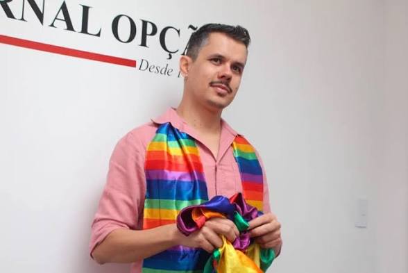 VÍDEO: Vereador do PT é preso pela PM em ato do MST e reclama: “Ditadura?”