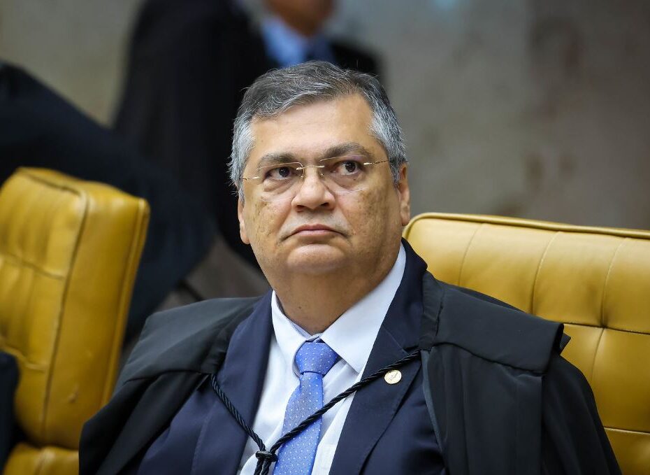 CRISE no STF: Dino propõe reforma com 15 medidas para “controlar abusos” e reacende tensão no Judiciário