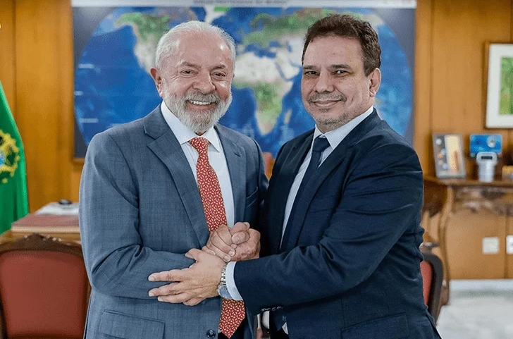 CRISE EM BRASÍLIA: deputados pedem impeachment de ministro de Lula após polêmica envolvendo delegado da PF nos EUA