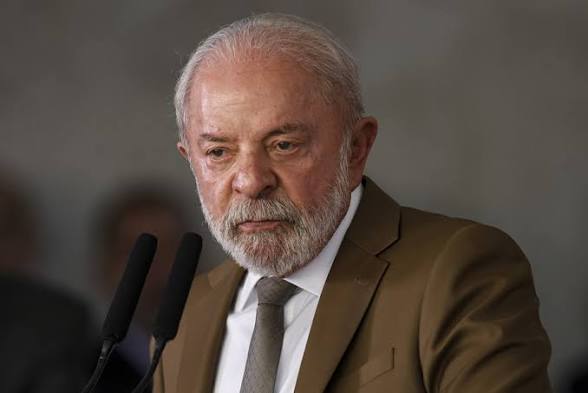 [VÍDEO] RETALIAÇÃO: Lula elogia PF após expulsar agente dos EUA e crise diplomática escala