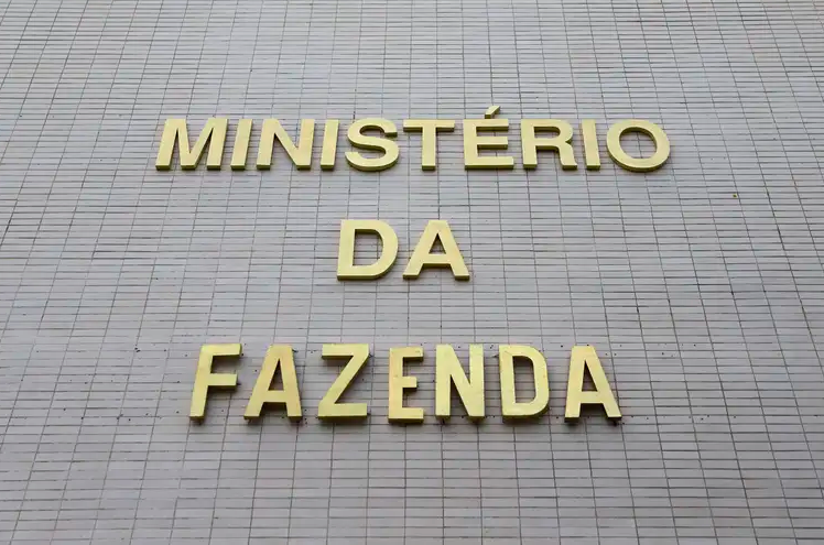 ROMBO: Governo registra déficit primário de R$ 73,8 bilhões, pior resultado das contas públicas para um mês de março, desde 1997