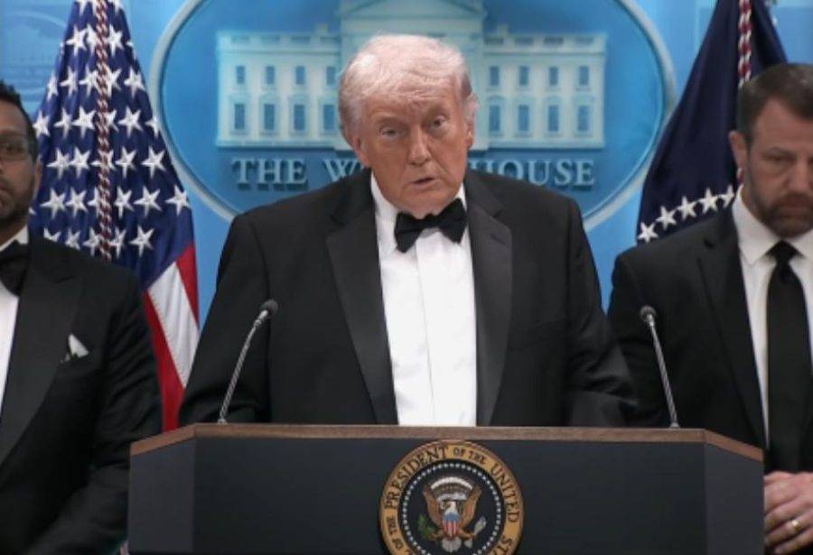 Trump pede união após tiroteio: “Resolvamos nossas diferenças em paz”