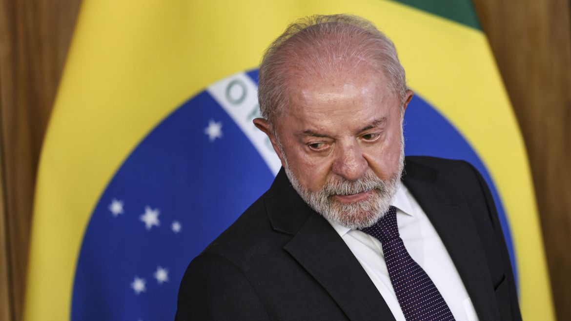 Presidente Lula propõe fim da jornada 6×1 ao Congresso