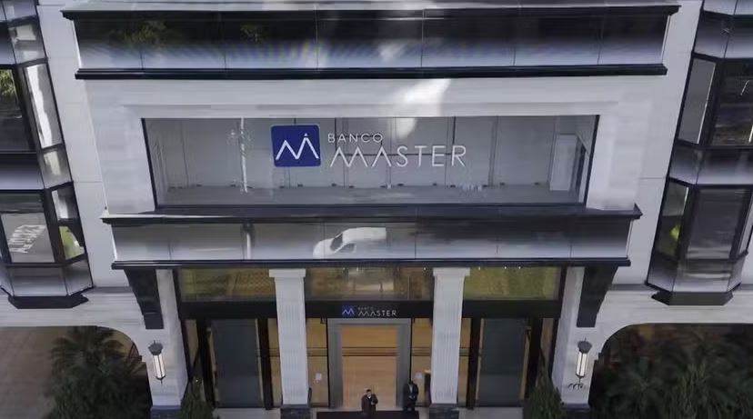 Banco Master pagou ao menos R$ 543 milhões a 91 escritórios de advocacia em quatro anos
