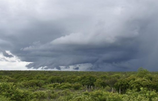 ALERTA DE PERIGO: INMET aponta ventos de até 100 km/h e risco de apagões em 61 cidades do RN; veja lista