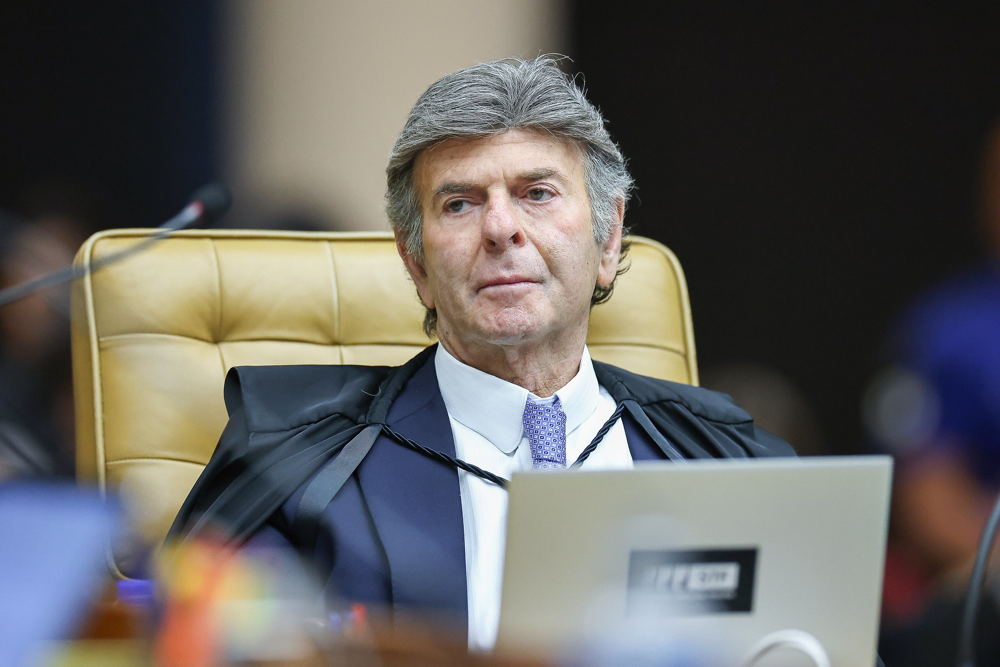 Fux diverge de Moraes e vota pela absolvição de 11 réus do 8/1 em julgamento no STF