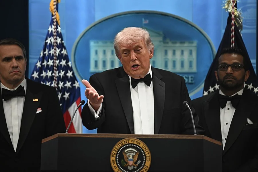 Trump sob ataque: presidente reage e diz que risco “faz parte do trabalho”