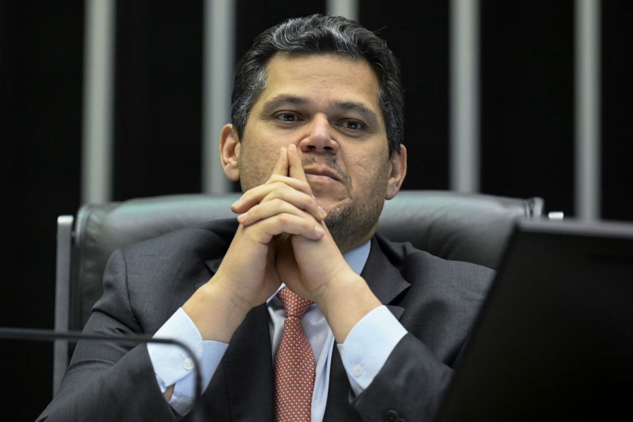 Governo vê chance de 6×1 emperrar no Senado
