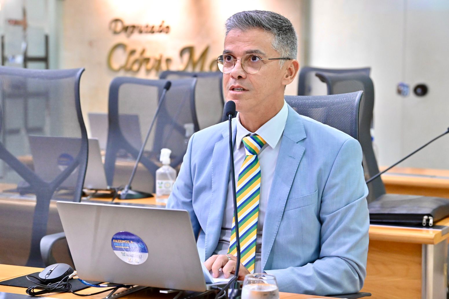 Deputado Coronel Azevedo critica substituição do Dia das Mães por Dia da Família