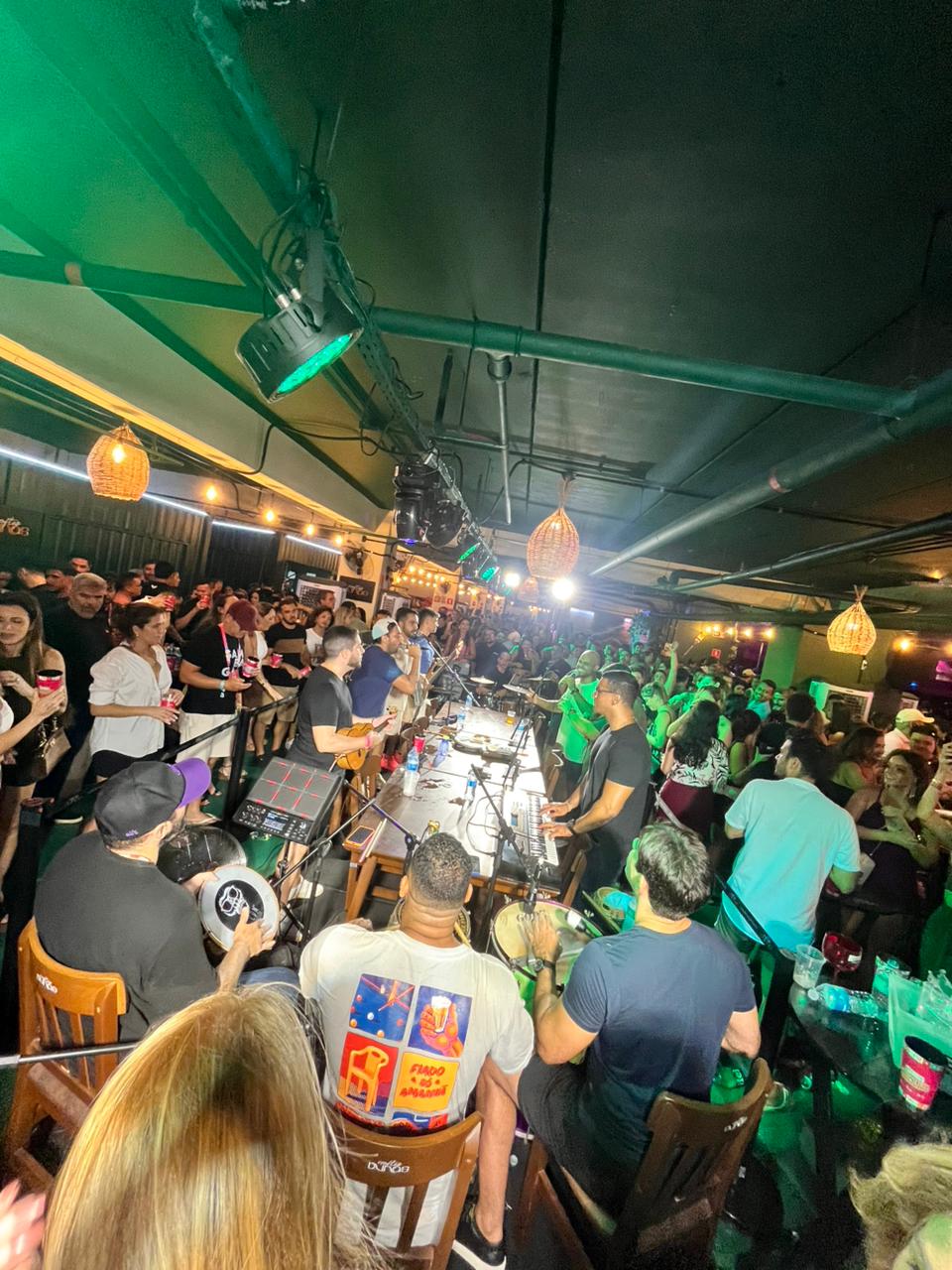 Rooftop Dunas recebe o pagode “Vai Quem Quer” neste sábado (02) com mais de oito horas de festa