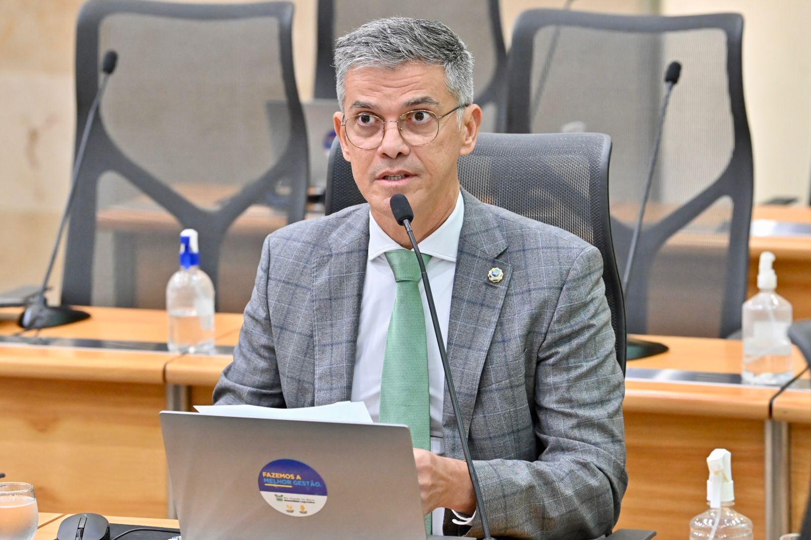Deputado Coronel Azevedo pede posicionamento do Governo Estadual sobre facções criminosas