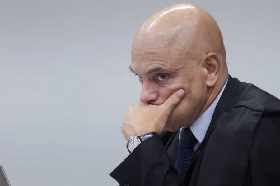 Moraes pode virar primeiro ministro do STF alvo de impeachment