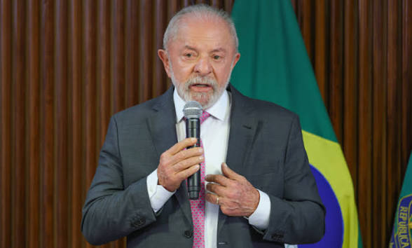 [VÍDEO] “MILAGRE ELEITORAL”: Nikolas Ferreira detona recuo de Lula na ‘Taxa das Blusinhas’ em ano de eleição