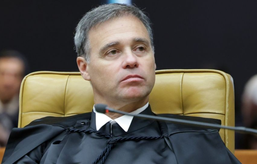 Mendonça vê interferência da PF no inquérito do INSS após troca de delegado que comandava investigações e cobra resultado das buscas