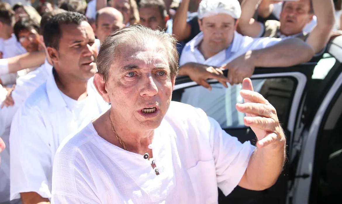 De 500 para 200 anos: João de Deus tem pena reduzida pela metade