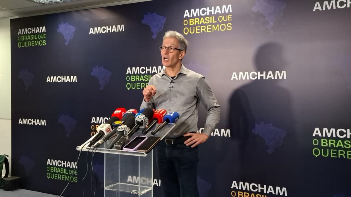 Zema critica Alcolumbre e o cita como “intocável” em caso Master