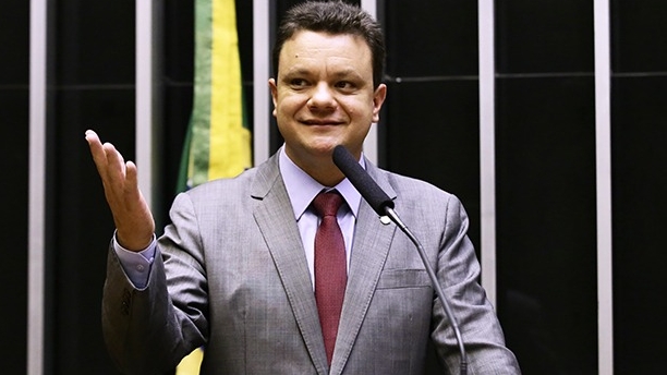 Petista vira ministro do TCU após acordo político; veja bastidores da escolha