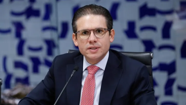 Câmara aprova mudança em comissão de disciplina em votação com menos de dois minutos