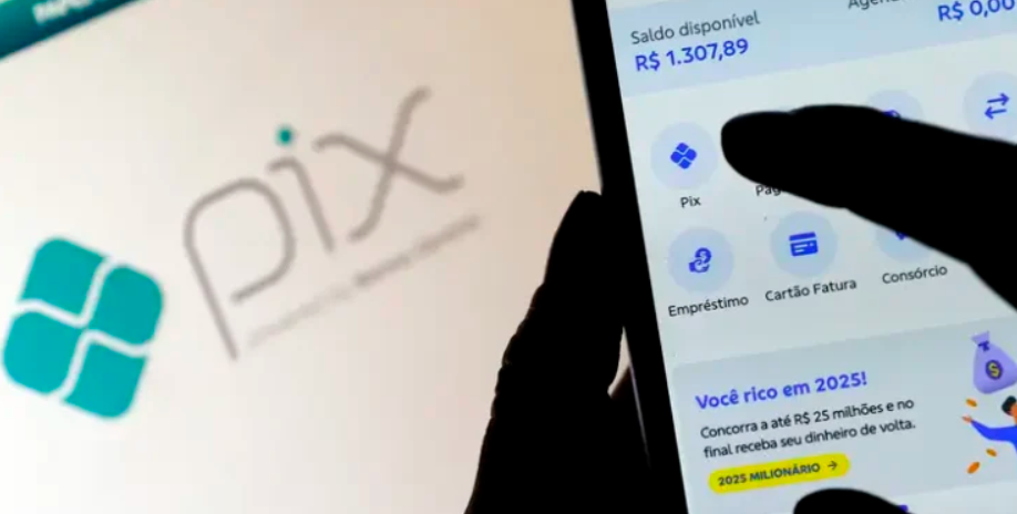 Golpe do “Pix errado” usa mecanismo de devolução do sistema para enganar vítimas; saiba como se proteger