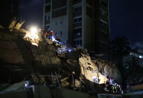 Após retirar 13 brasileiros, Brasil amplia missão humanitária na Venezuela