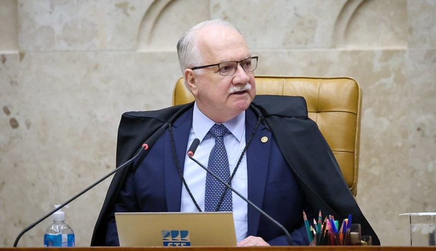 Fachin adia julgamento no STF sobre vínculo de motoristas e entregadores de aplicativos