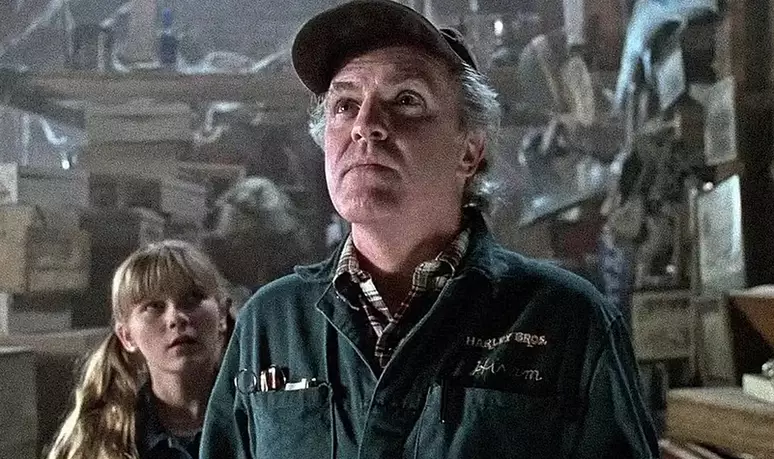 Ator de “Top Gun: Maverick” James Handy é morto a facadas pelo enteado em Los Angeles