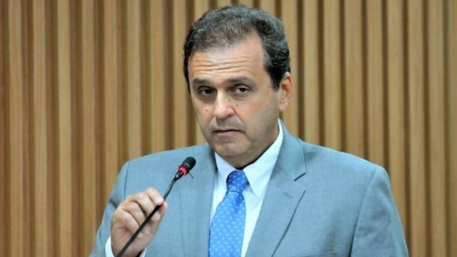 CRISE AUMENTA: Carlos Eduardo, o “coordenador da campanha de Allyson em Natal”, falta à convenção cartorial do União Brasil e do PP