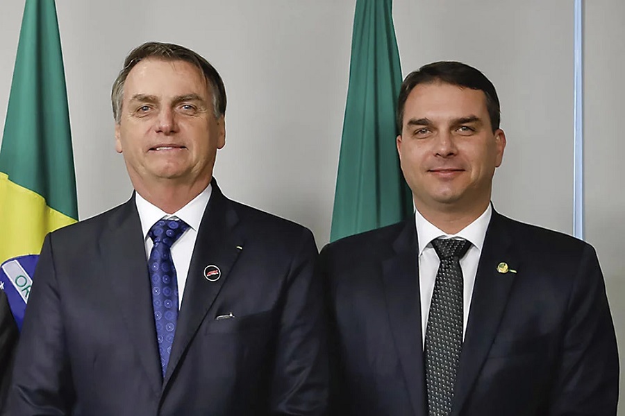 OAB pede ao STF autorização para visita entre Flávio e Jair Bolsonaro