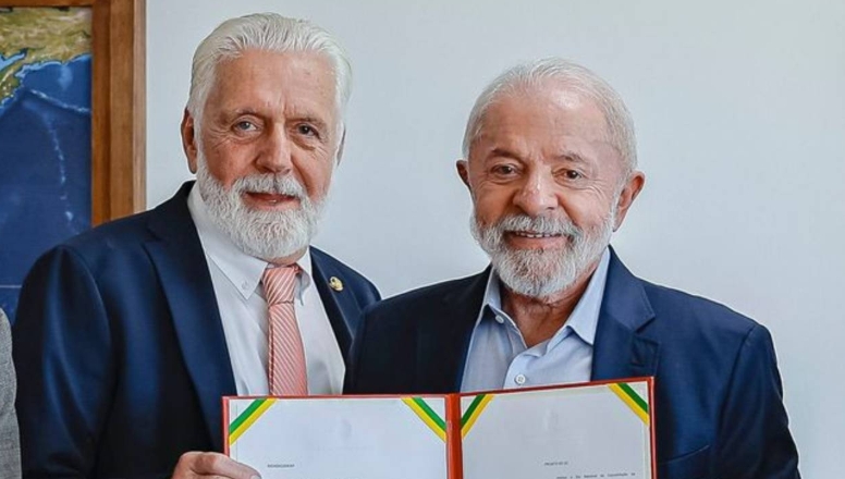 Mendonça manda investigar suspeita de vazamento da operação da PF contra Jaques Wagner