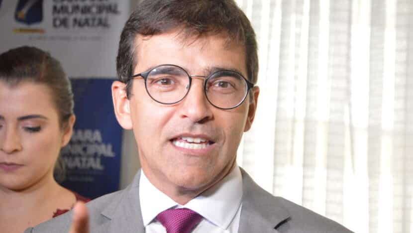 [VÍDEO] “DERAM UMA RASTEIRA NELE”: Vereador Fúlvio Saulo afirma que Kelps Lima não deverá votar em Allyson Bezerra para o Governo do Estado