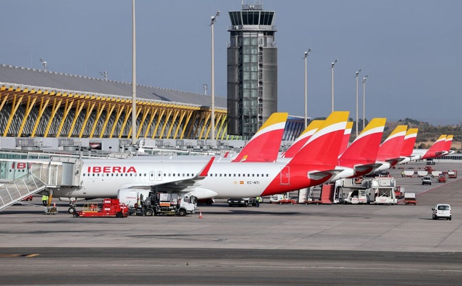 Aviões partindo de Recife e com destino a Guarulhos quase entram em rota de colisão; sistema de segurança evita acidente