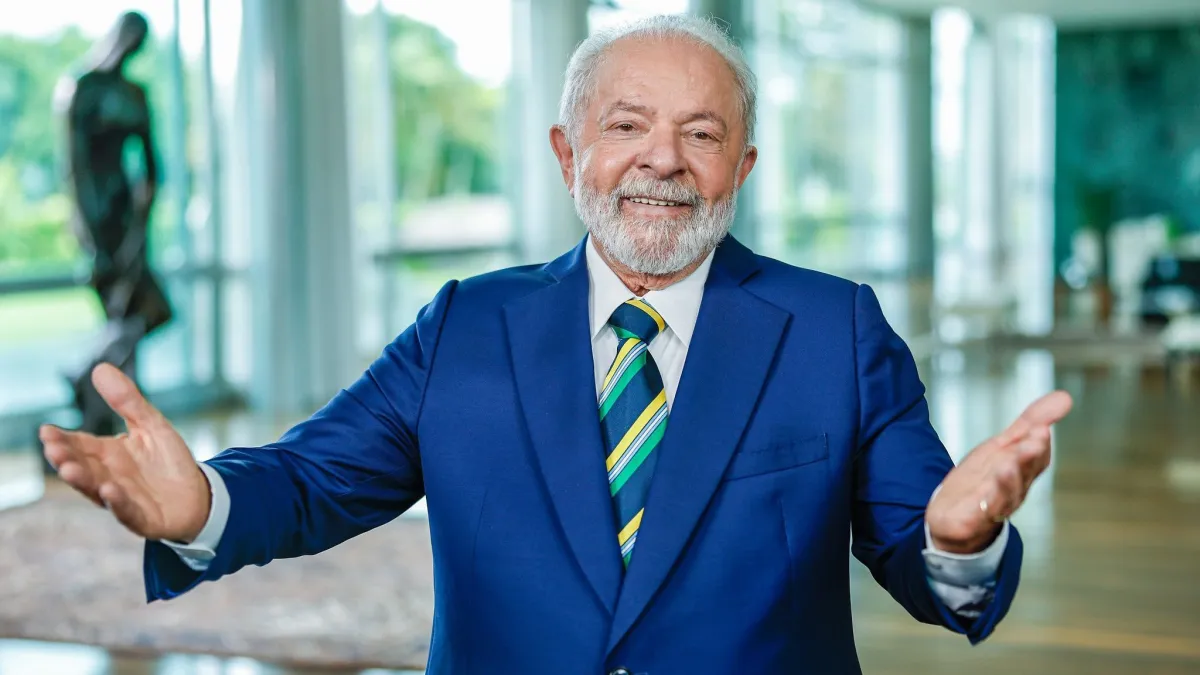 Mesmo com alta de custo na cesta básica em 17 capitais, governo Lula envia 48 toneladas de leite em pó a Cuba