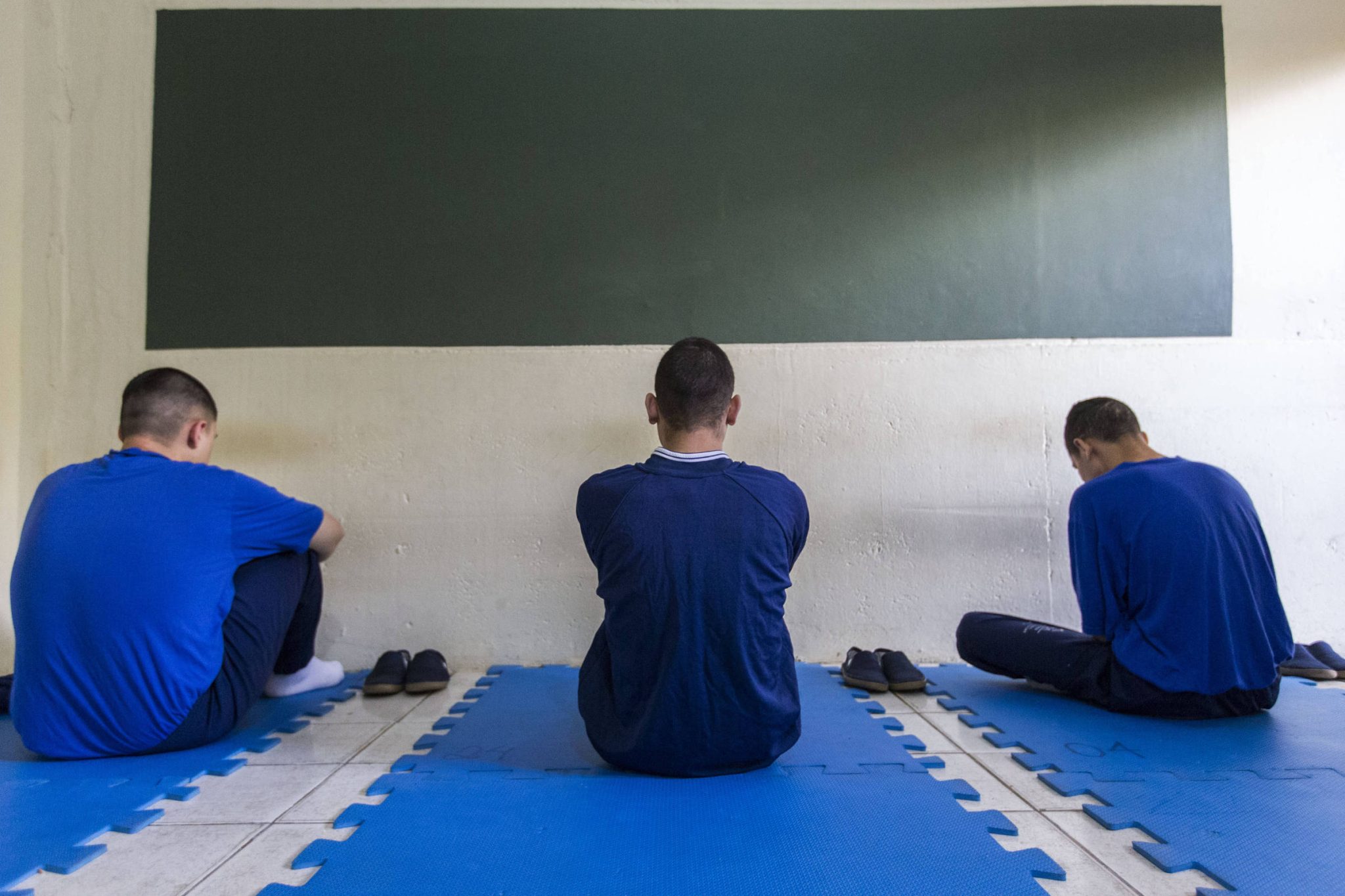 Suécia reduz maioridade penal para 14 anos