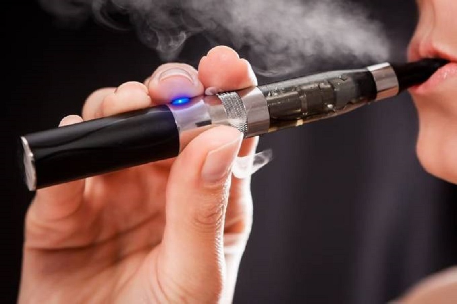 Projeto prevê proibição de venda e publicidade de cigarros eletrônicos em todo o país