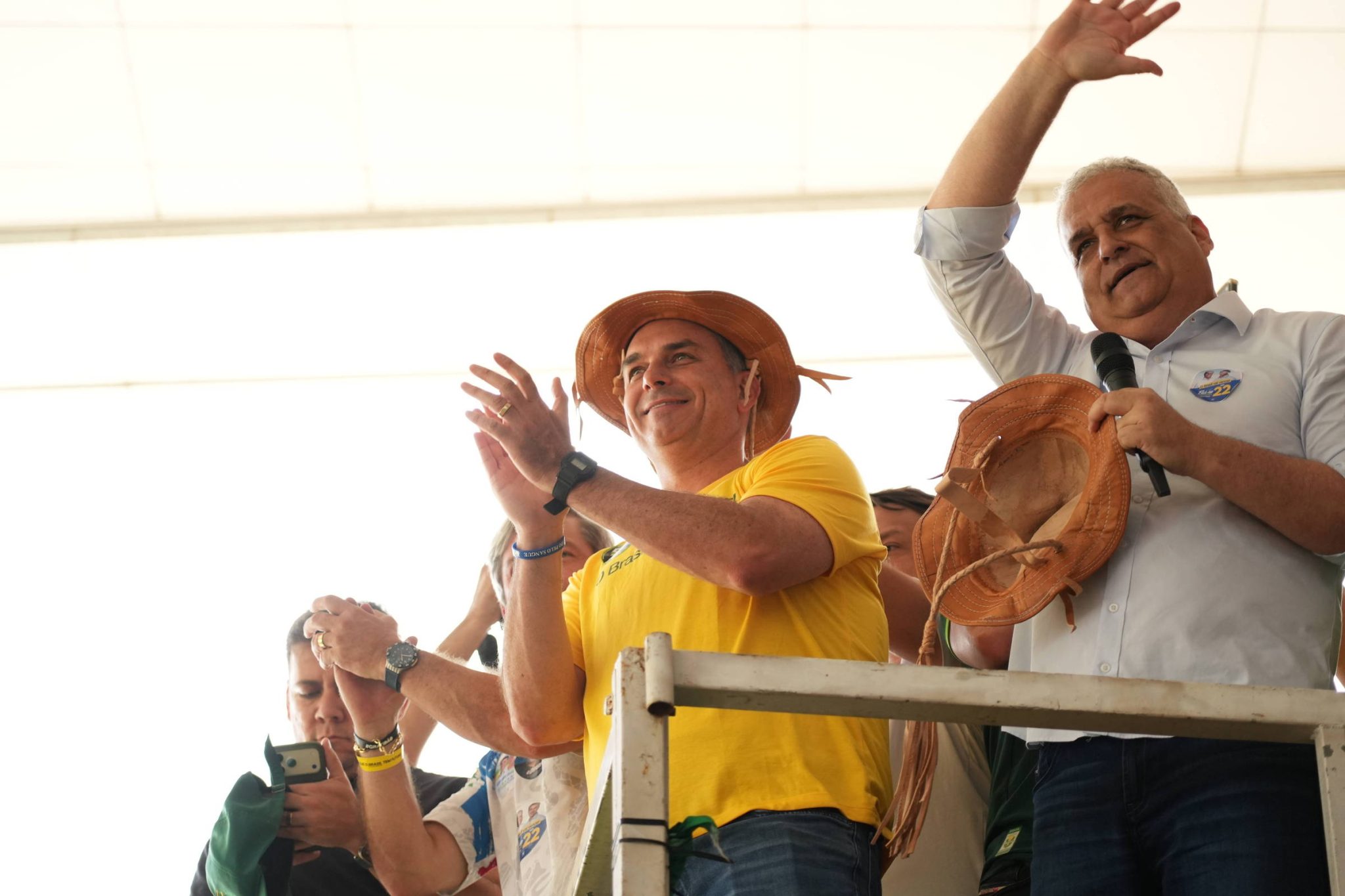 CAMPANHA NO NORDESTE: Flávio Bolsonaro tenta reverter desvantagem histórica no reduto petista