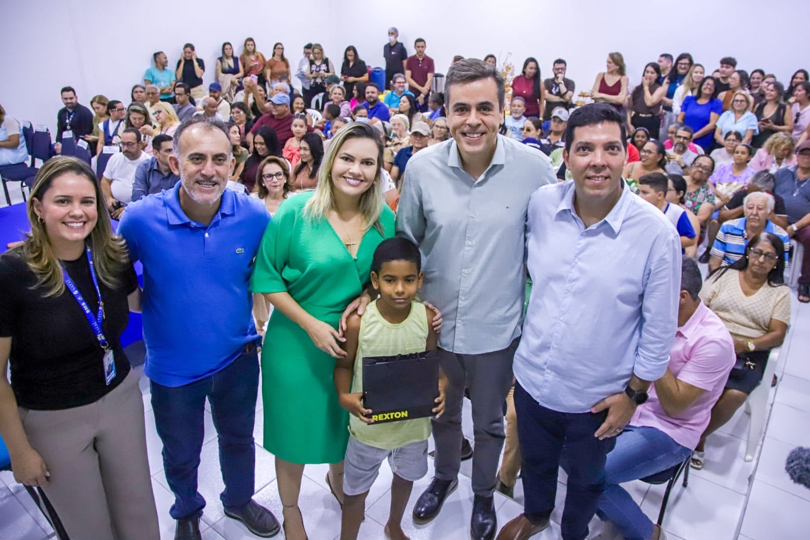 Prefeitura do Natal inicia entrega de aparelhos auditivos a usuários da rede municipal de saúde