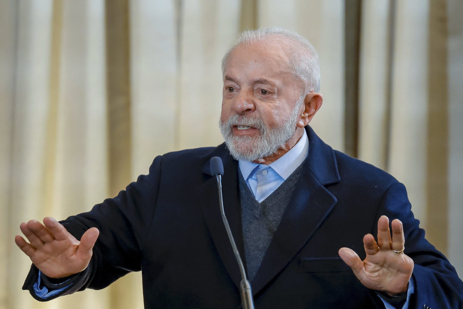 Marcola e Lulinha: campanha de Lula tem semana de crise e mede impacto
