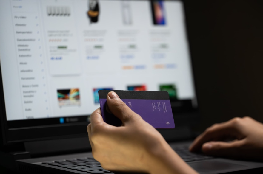‘TAXA DAS BLUSINHAS’: Imposto de importação de 20% sobre compras internacionais pode voltar em setembro se medida provisória não for aprovada