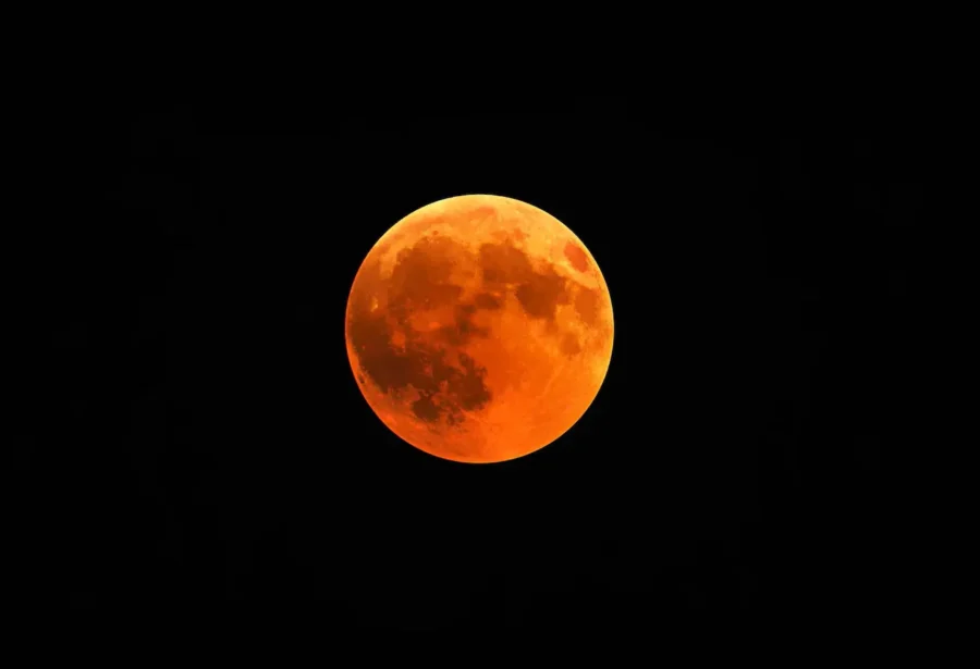 Eclipse lunar parcial terá 93% da Lua encoberta em agosto; saiba como observar