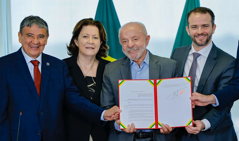 Reajuste do Bolsa Família terá impacto de R$ 28,5 bilhões nas contas públicas até 2027