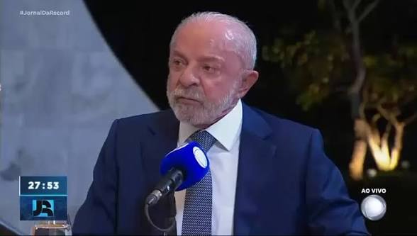 [VÍDEO] “NÃO VOU FAZER JULGAMENTO PRECIPITADO”: Lula foge de pergunta sobre proposta de mudar forma de escolher ministros do STF