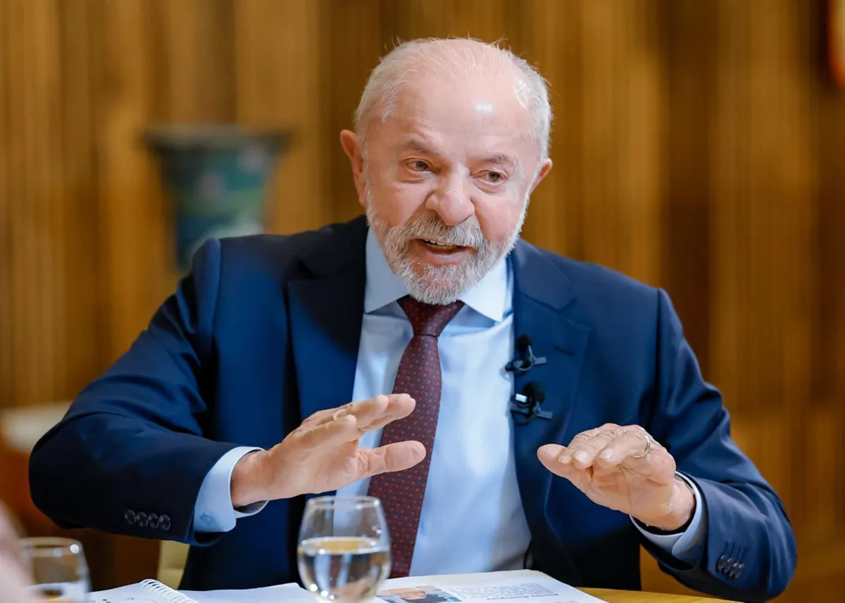 VALE TUDO ELEITORAL: Após conceder reajuste no Bolsa Família, Lula promete distribuição de canetas emagrecedoras pelo SUS
