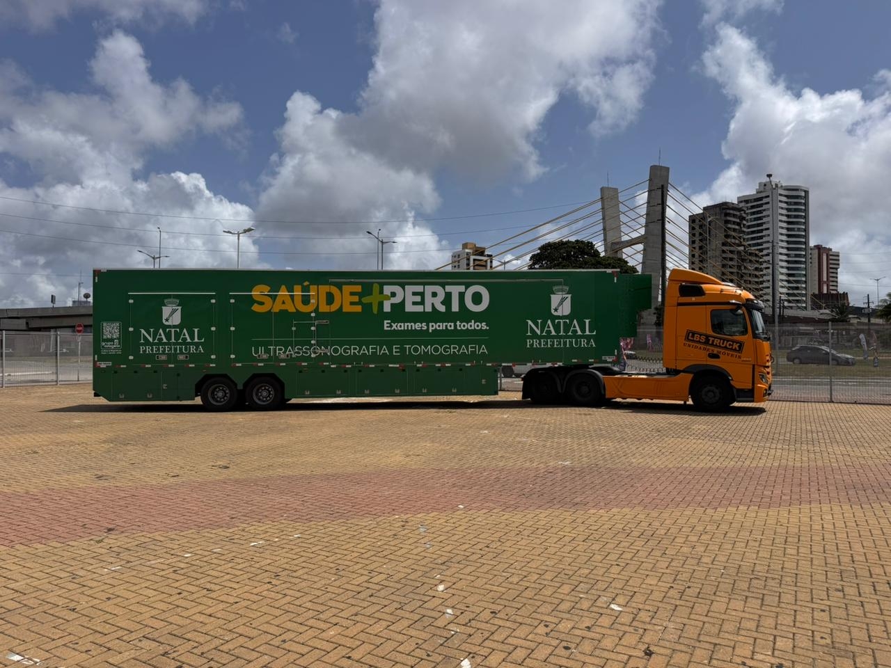 Segunda carreta móvel de tomografias e ultrassonografias chega a Natal