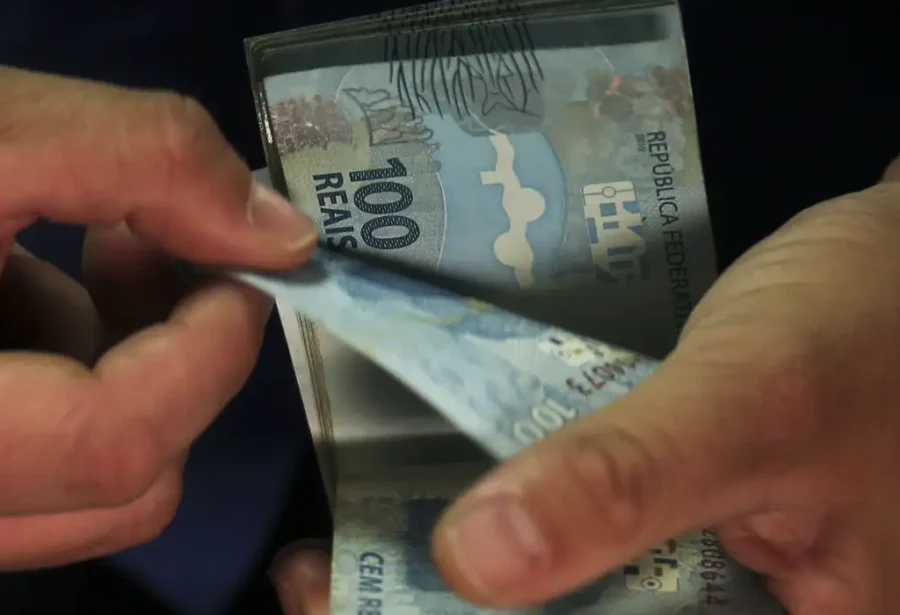 Bancos fecham no 7 de Setembro; veja como pagar contas no feriado
