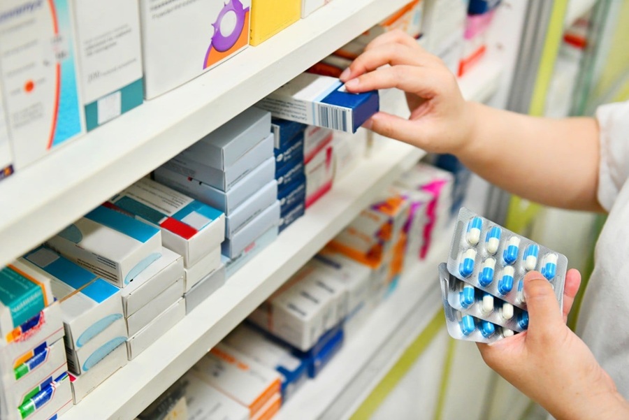 Justiça determina bloqueio de verba pública para compra de medicamentos