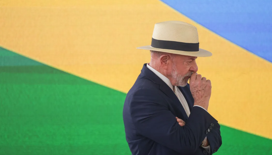 Preocupado com os resultados das últimas pesquisas, Lula é orientado a convocar Conselho da República e defender mandato no STF
