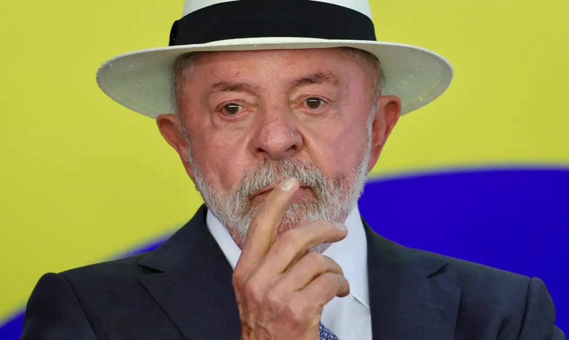 REAÇÃO: Lula rompe silêncio, cobra “medidas imediatas” para enfrentar crise no STF e pede quebra de sigilo do caso Master