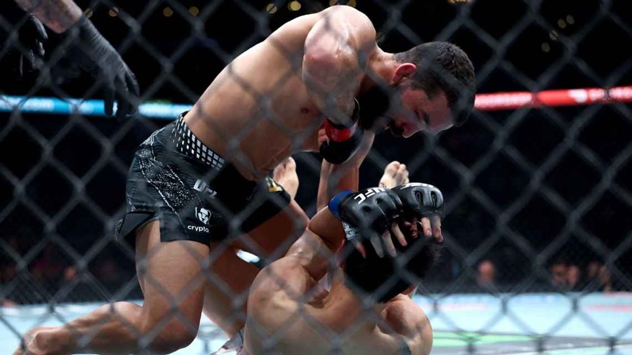 UFC 331: Potiguar Patrício Pitbull vence no boxe e nocauteia rival