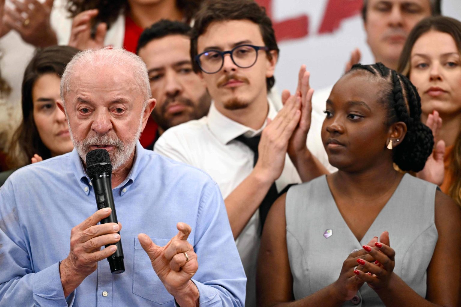 CRISE NA CAMPANHA: Equipe de Lula tenta recalcular rota e superar instabilidade para o 2º turno