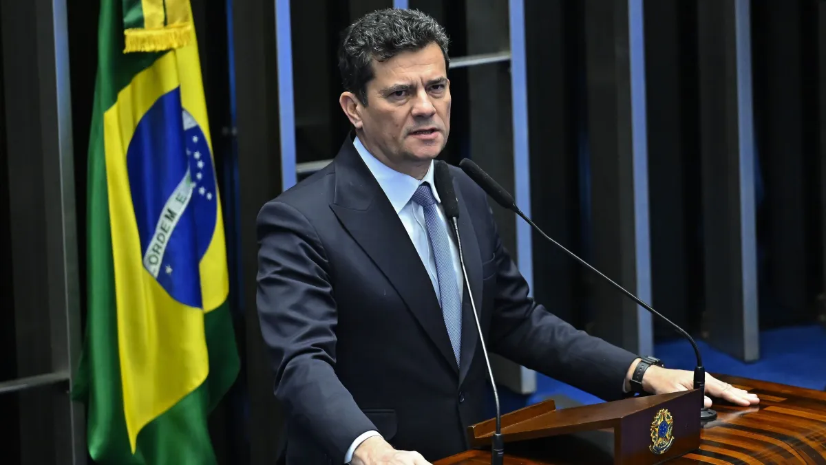 “Flávio deixar o país é compreensível”, diz Sérgio Moro